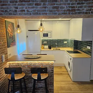 apartamento-a-estrenar-junto-al-sardinero.bilbaohotelsspain.com/